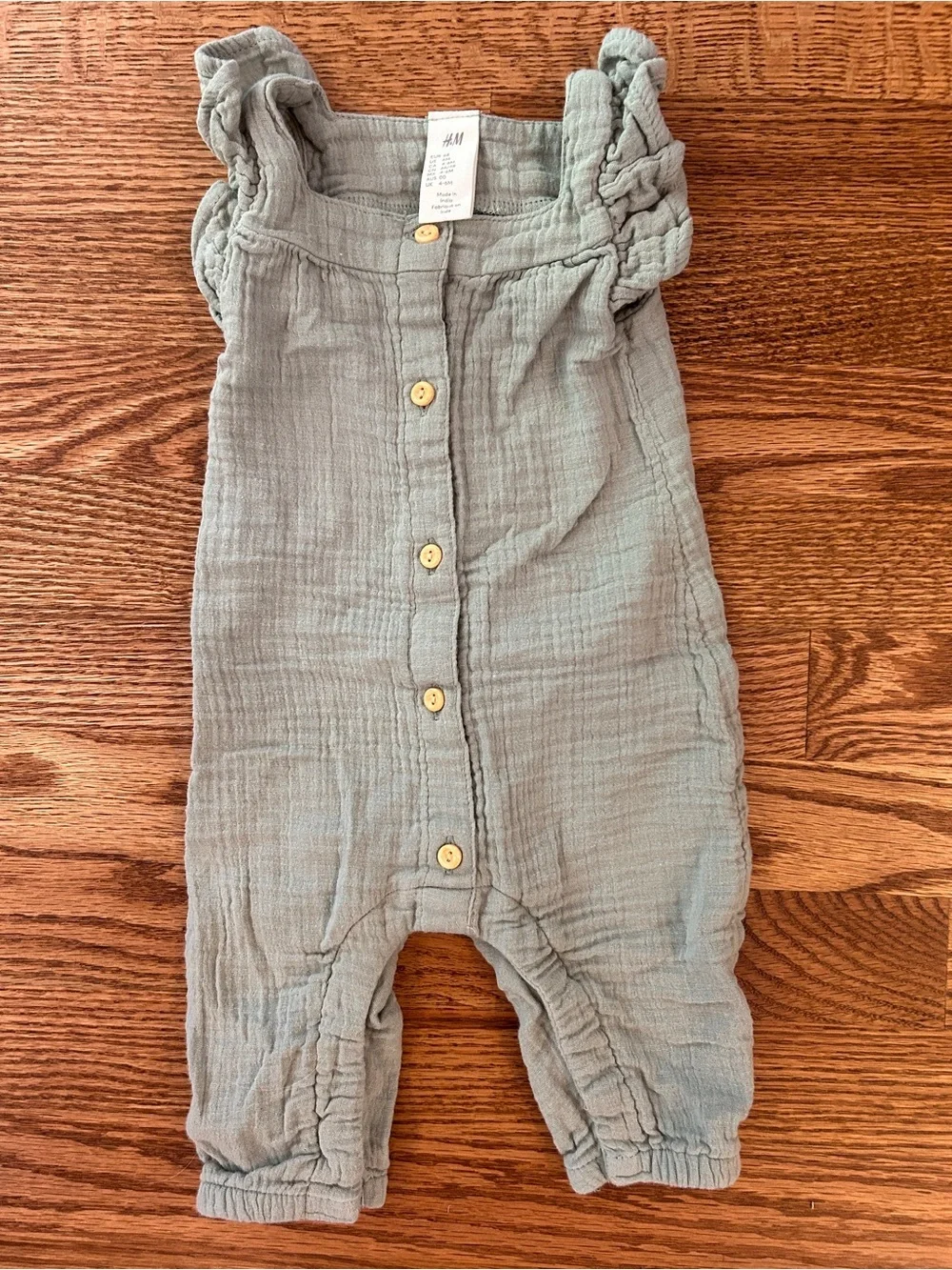 4-Piece Baby Girl Romper Bundle 6M | H&M, Old Navy & Little Planet | GUC